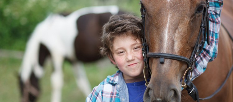 The Benefits of Equine Assisted Therapy for People with FASD